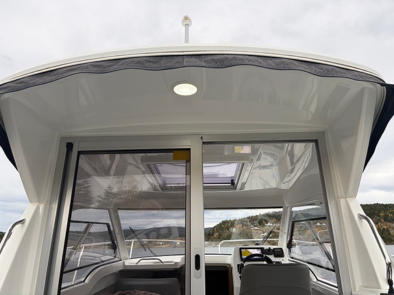 Beneteau Antares 7  med båttilhenger og helkalesje. Høstpris 27 of 30