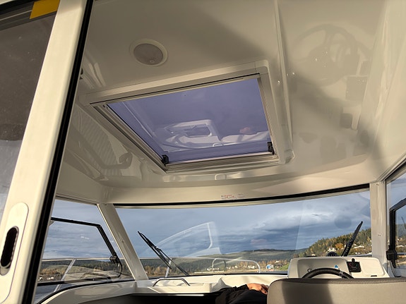 Beneteau Antares 7  med båttilhenger og helkalesje. Høstpris 12 of 30