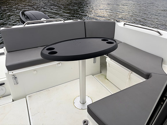 Beneteau Antares 7  med båttilhenger og helkalesje. Høstpris 22 of 30