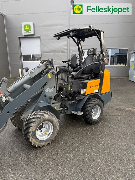 Giant D2635W 3 of 13