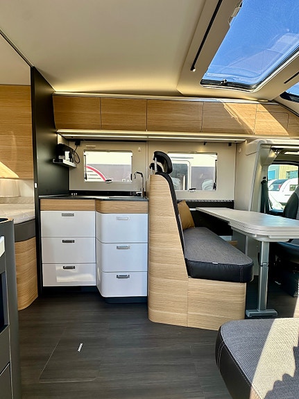 Bilde 21 av Adria Coral Plus 670Slt. Alde.9G Automatgir.