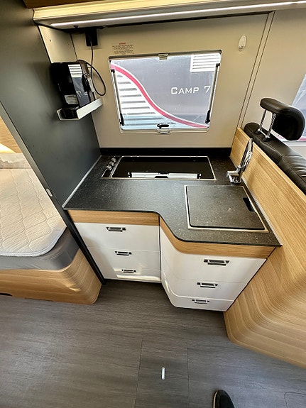 Bilde 23 av Adria Coral Plus 670Slt. Alde.9G Automatgir.