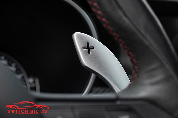 Alfa Romeo Stelvio Quadrifoglio 29 of 30
