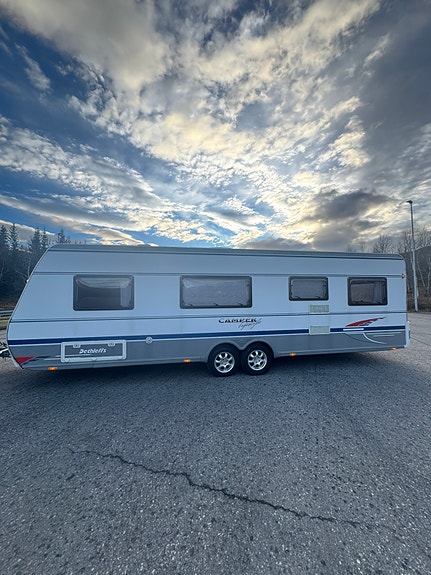 Dethleffs Camper 730 2 of 30