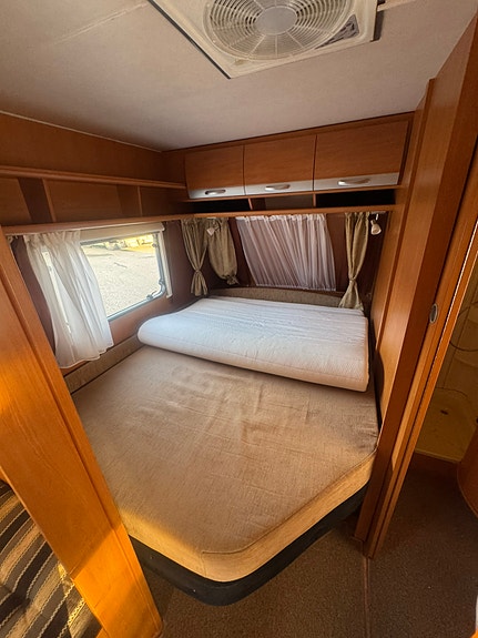 Dethleffs Camper 730 16 of 30
