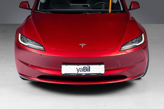 Tesla Model 3 4 of 28