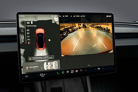 Tesla Model 3 18 of 28