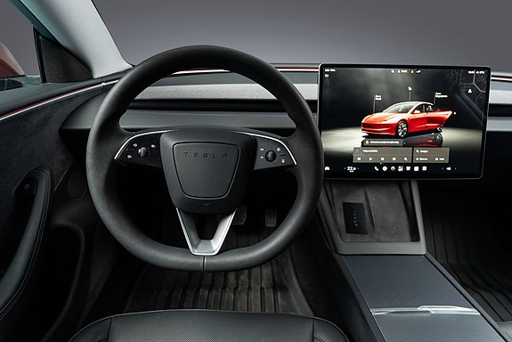Tesla Model 3 23 of 28