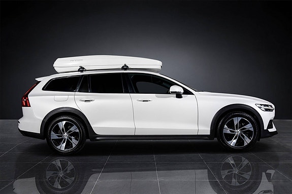 Volvo V60 Cross Country 12 of 30