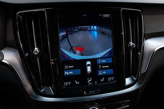 Volvo V60 Cross Country 27 of 30