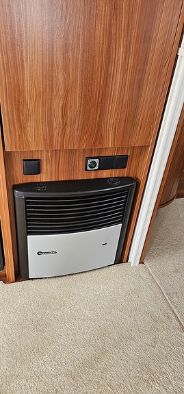 Dethleffs Nomad 500 DB jubileum 15 of 25