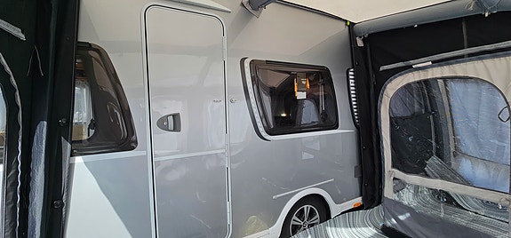 Dethleffs Nomad 500 DB jubileum 11 of 25