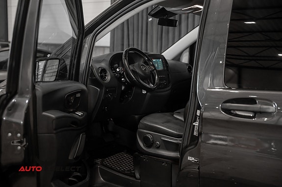 Mercedes-Benz Vito 17 of 30