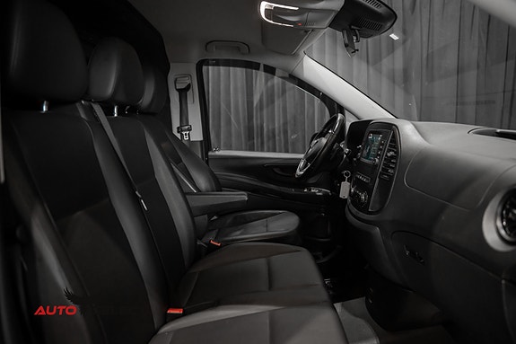 Mercedes-Benz Vito 16 of 30