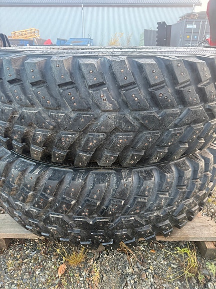 Nokian TRI 2 vinterhjulsett med pigg – Valtra N-serie, kr 47 000,-