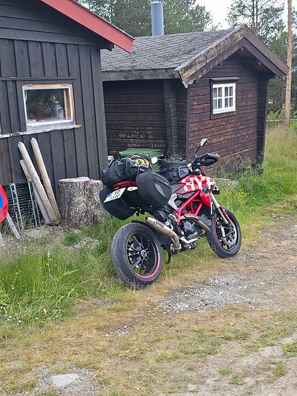 Ducati Hypermotard 5 of 8