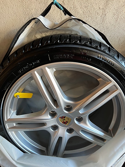Porsche Panamera 4 21 of 21