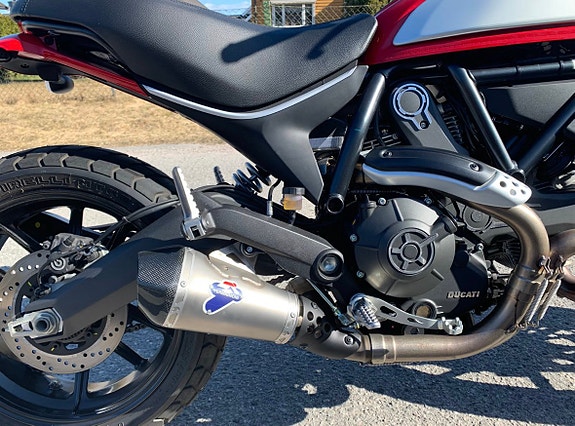 Ducati Scrambler Icon 3 of 5