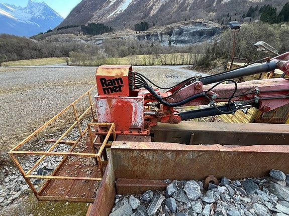 Svedala Pendel 100/80 Crushing plant 18 of 30