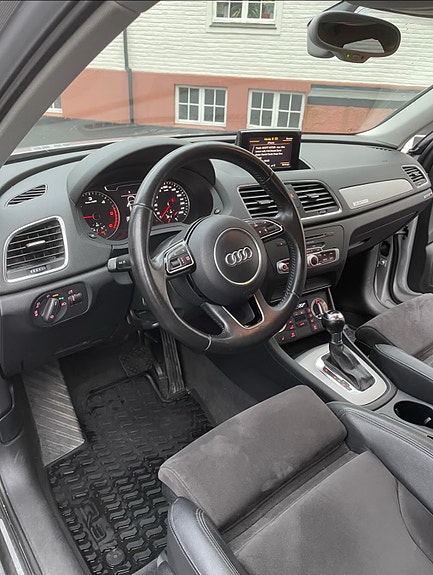 Audi Q3 13 of 22