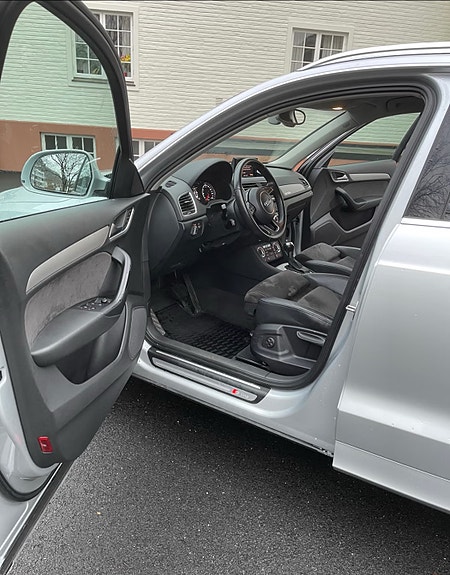 Audi Q3 11 of 22