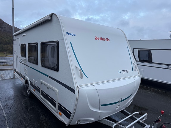 Dethleffs C-Joy 480 QLK Aircondition, mover, batteripakke, zipmarkise med vegger, fukttest, garanti, kun 212 cm bredde, 995 kg, sykkelstativ, 6 sengeplasser, røykfri 3 of 19