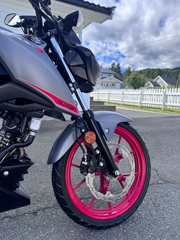 Suzuki GSX-S 125 5 of 8