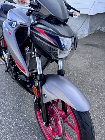 Suzuki GSX-S 125 4 of 8
