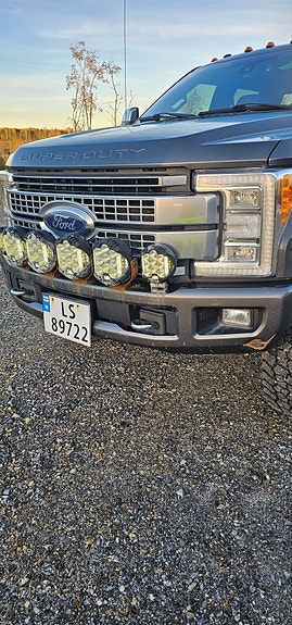 Ford F-350 11 of 25