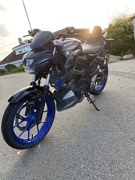 Suzuki GSX-S 125 3 of 10