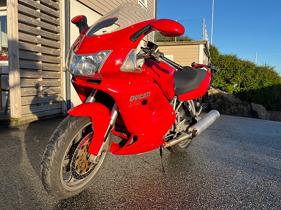 Ducati ST4 2 of 17