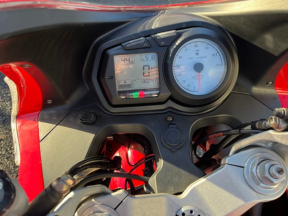 Ducati ST4 10 of 17