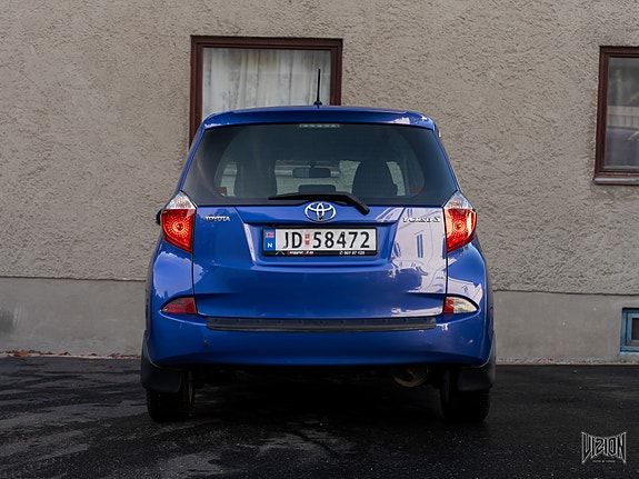 Toyota Verso-S 8 of 30