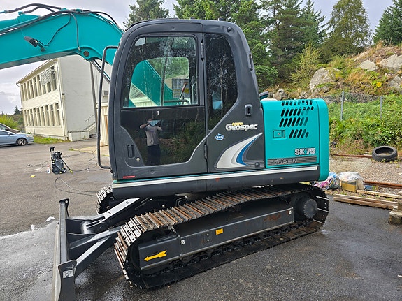 Kobelco - bygg- og anleggsmaskiner til salgs | FINN