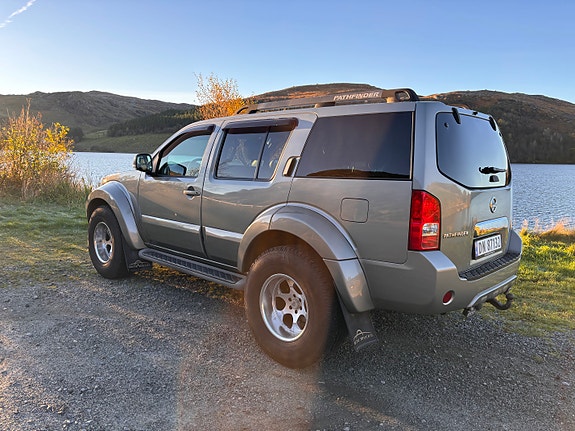Nissan Pathfinder biler | FINN