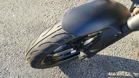 Kawasaki Z 125 8 of 17