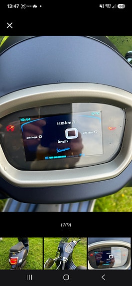 Vespa GTS 300 2 of 9