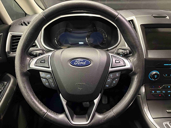 Ford S-MAX 10 of 30