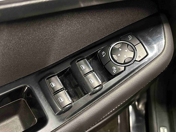 Ford S-MAX 26 of 30