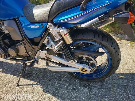 Kawasaki ZRX 1200 6 of 24