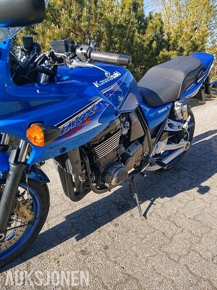 Kawasaki ZRX 1200 3 of 24