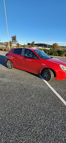 Alfa Romeo Giulietta 6 of 14