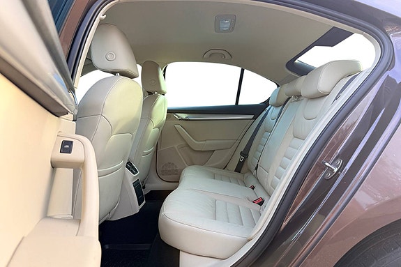 Skoda Octavia 13 of 30