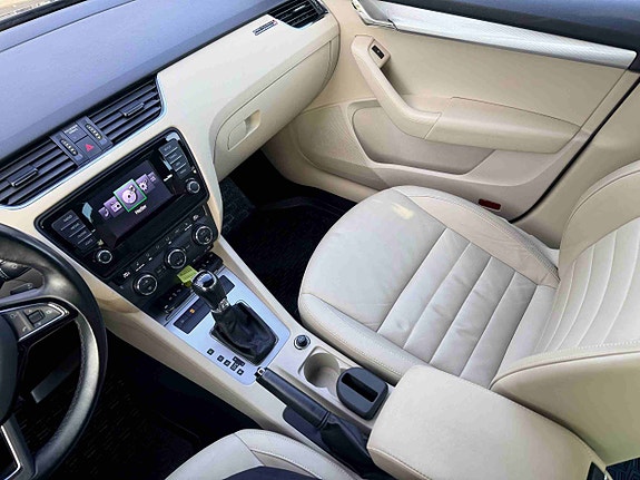 Skoda Octavia 16 of 30