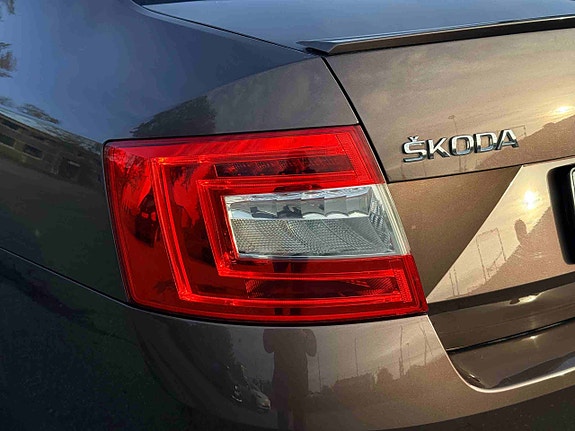 Skoda Octavia 9 of 30