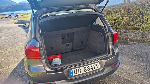 Volkswagen Tiguan 4 of 9