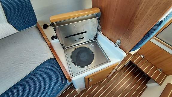 Bella 580C Pilothouse ( komplett pakke masse utstyr ) 12 of 23
