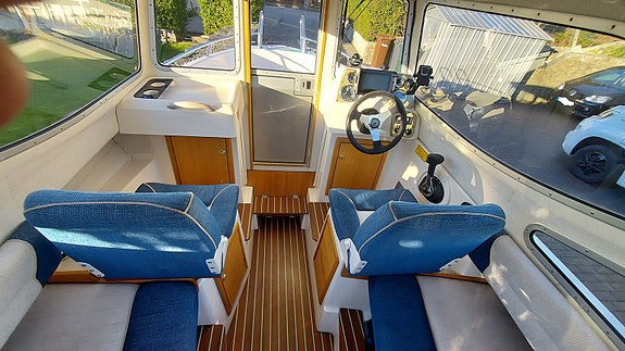 Bella 580C Pilothouse ( komplett pakke masse utstyr ) 6 of 23