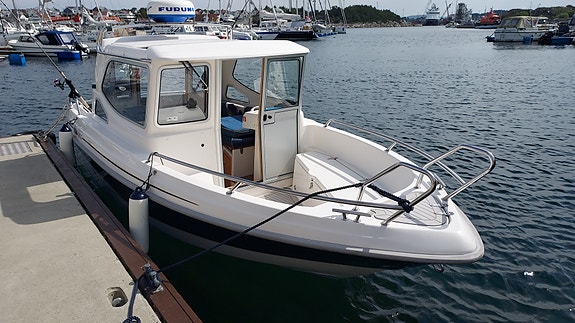 Bella 580C Pilothouse ( komplett pakke masse utstyr ) 2 of 23