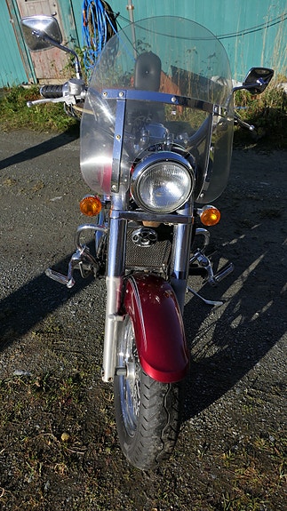Kawasaki VN 800 2 of 18